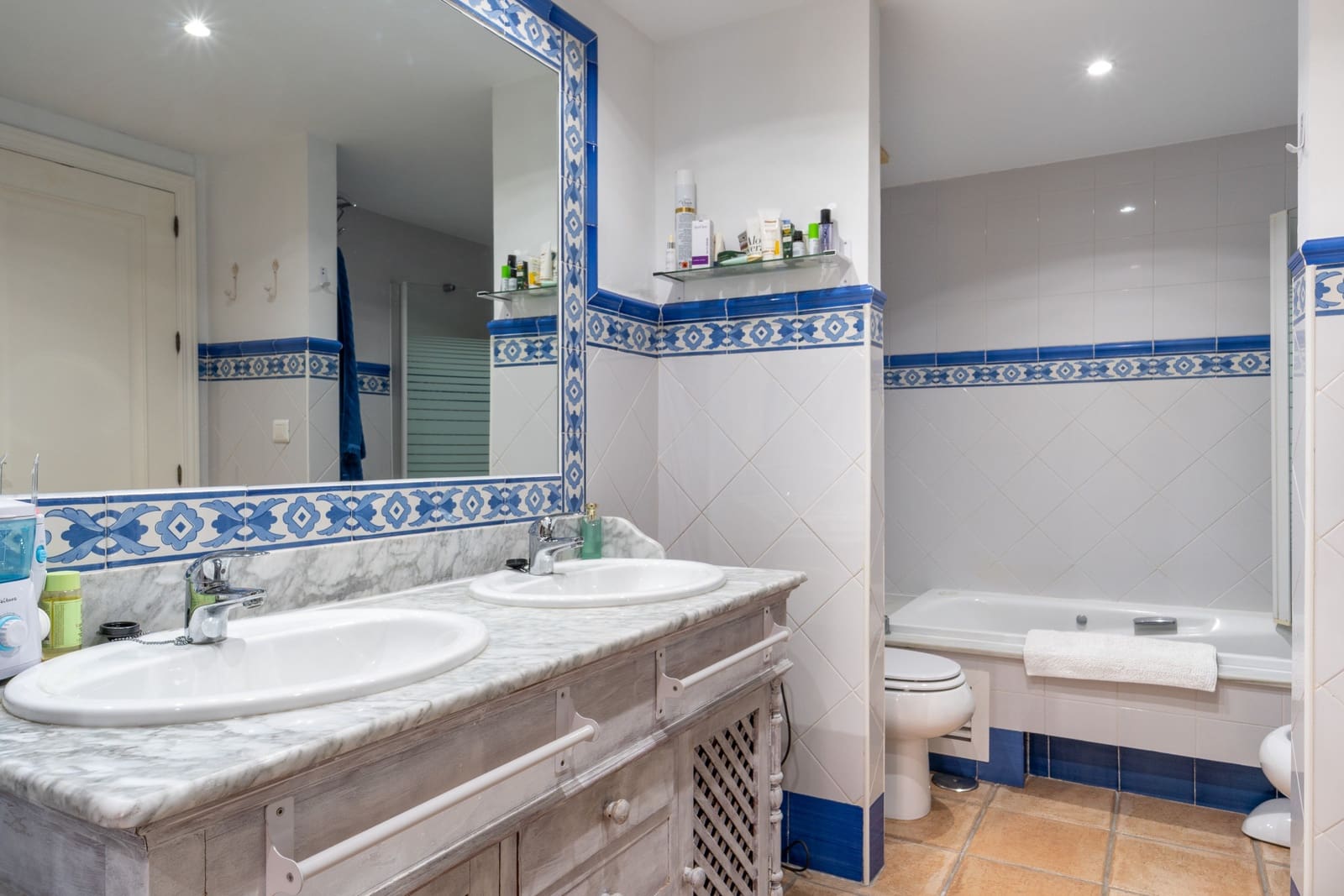 5 sovrum Semi-fristående Villa till salu i Guadalmina med pool garage - 1 650 000 € (Ref: 9939592)