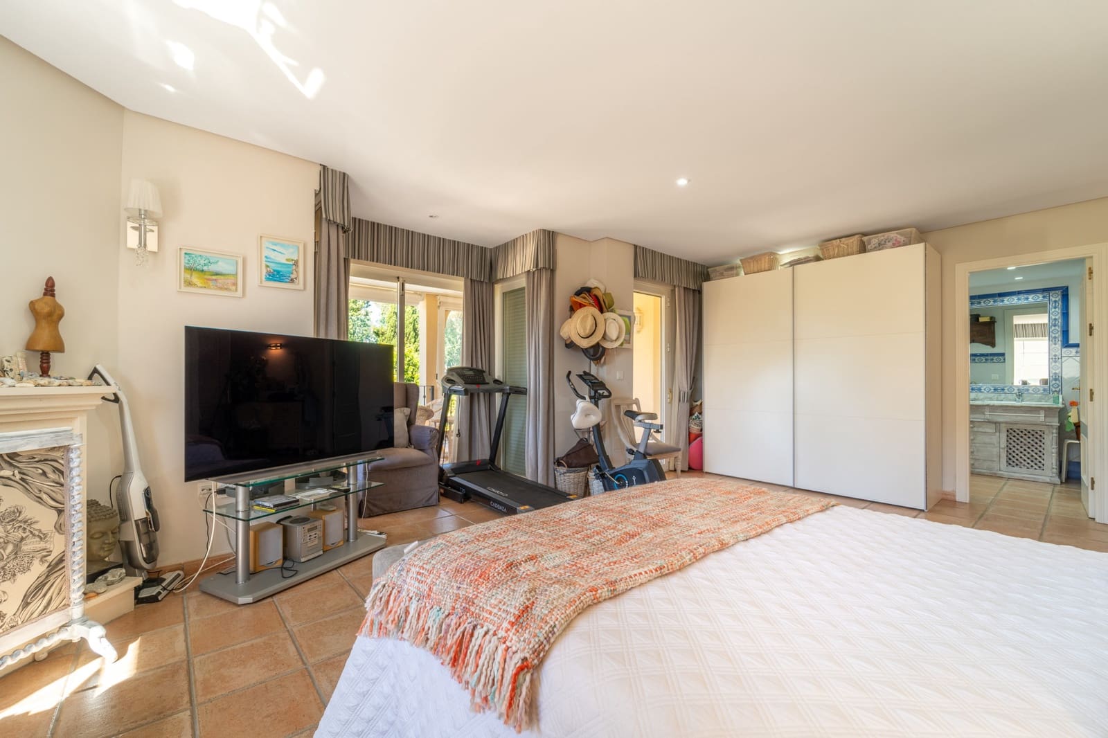 5 sovrum Semi-fristående Villa till salu i Guadalmina med pool garage - 1 650 000 € (Ref: 9939592)