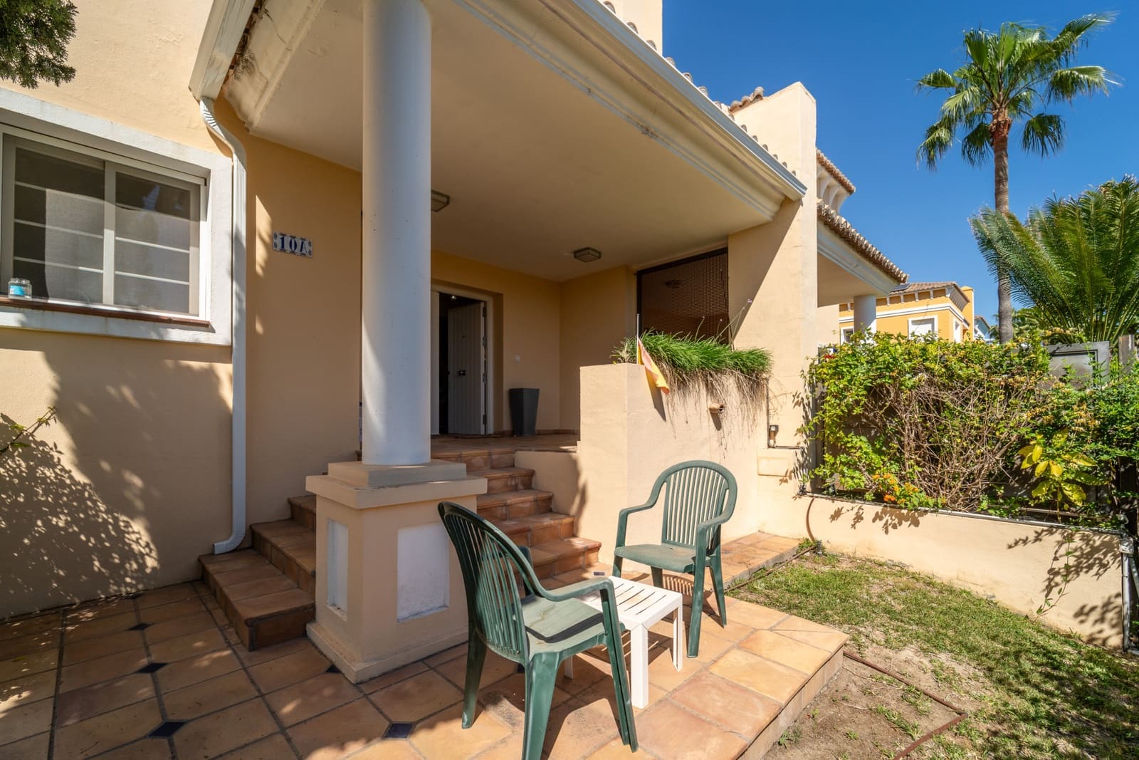 5 sovrum Semi-fristående Villa till salu i Guadalmina med pool garage - 1 650 000 € (Ref: 9939592)