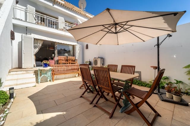 3 soverom Hus til salgs i Marbella med svømmebasseng - € 945 000 (Ref: 9941979)