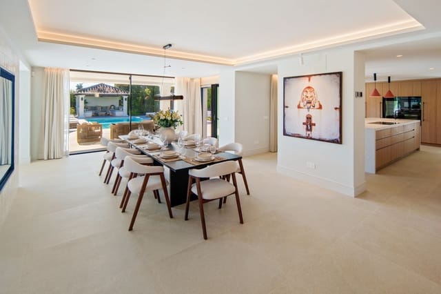 5 quarto Moradia para venda em Nueva Andalucia, Marbella com piscina garagem - 5 995 000 € (Ref: 9947453)