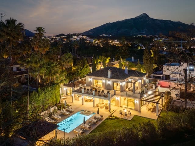 5 quarto Moradia para venda em Nueva Andalucia, Marbella com piscina garagem - 5 995 000 € (Ref: 9947453)