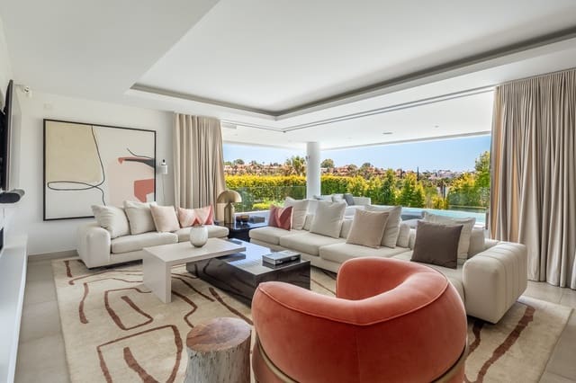 Chalet de 5 habitaciones en Estepona en venta con piscina garaje - 2.395.000 € (Ref: 9953892)