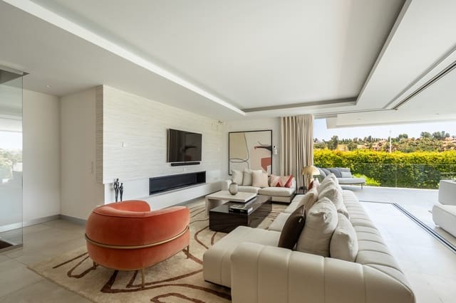 Chalet de 5 habitaciones en Estepona en venta con piscina garaje - 2.395.000 € (Ref: 9953892)