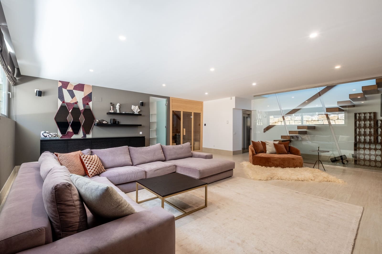 5 Zimmer Villa zu verkaufen in Estepona mit Pool Garage - 2.395.000 € (Ref: 9953892)