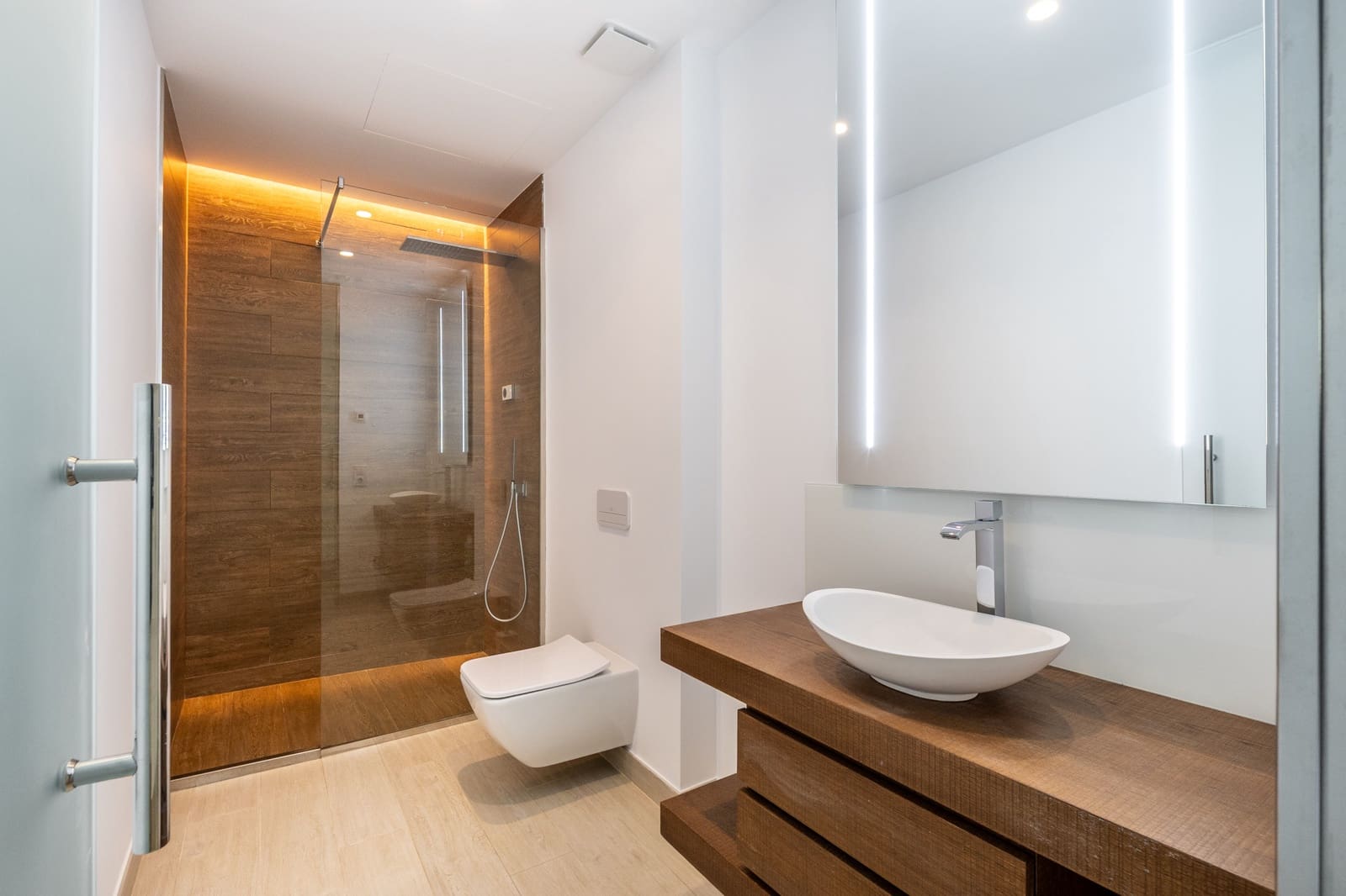 5 Zimmer Villa zu verkaufen in Estepona mit Pool Garage - 2.395.000 € (Ref: 9953892)
