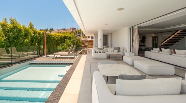 5 slaapkamer Villa te koop in Estepona met zwembad garage - € 2.395.000 (Ref: 9953892)