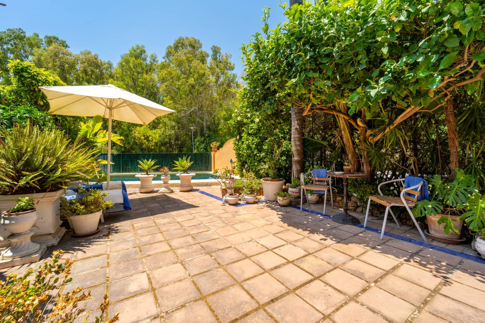 3 soveværelse Byhus til salg i Marbella med swimmingpool garage - € 1.650.000 (Ref: 9957612)