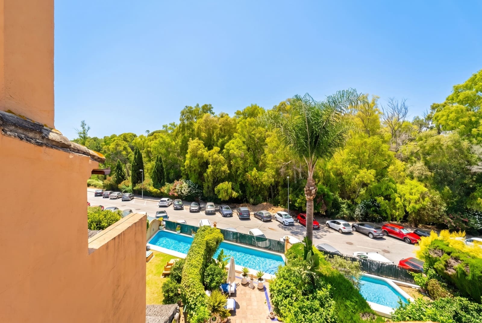3 soveværelse Byhus til salg i Marbella med swimmingpool garage - € 1.650.000 (Ref: 9957612)