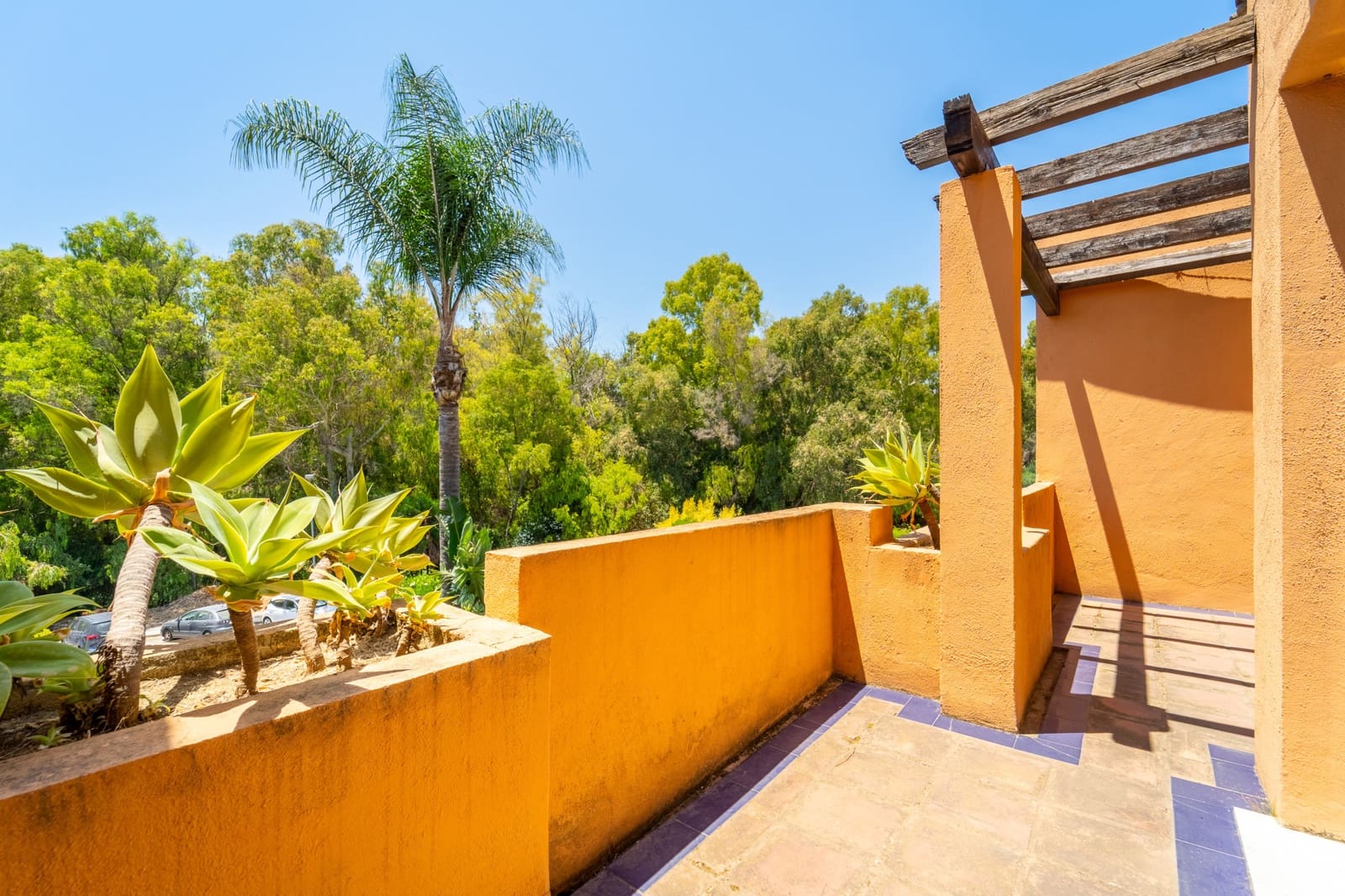 3 soveværelse Byhus til salg i Marbella med swimmingpool garage - € 1.650.000 (Ref: 9957612)