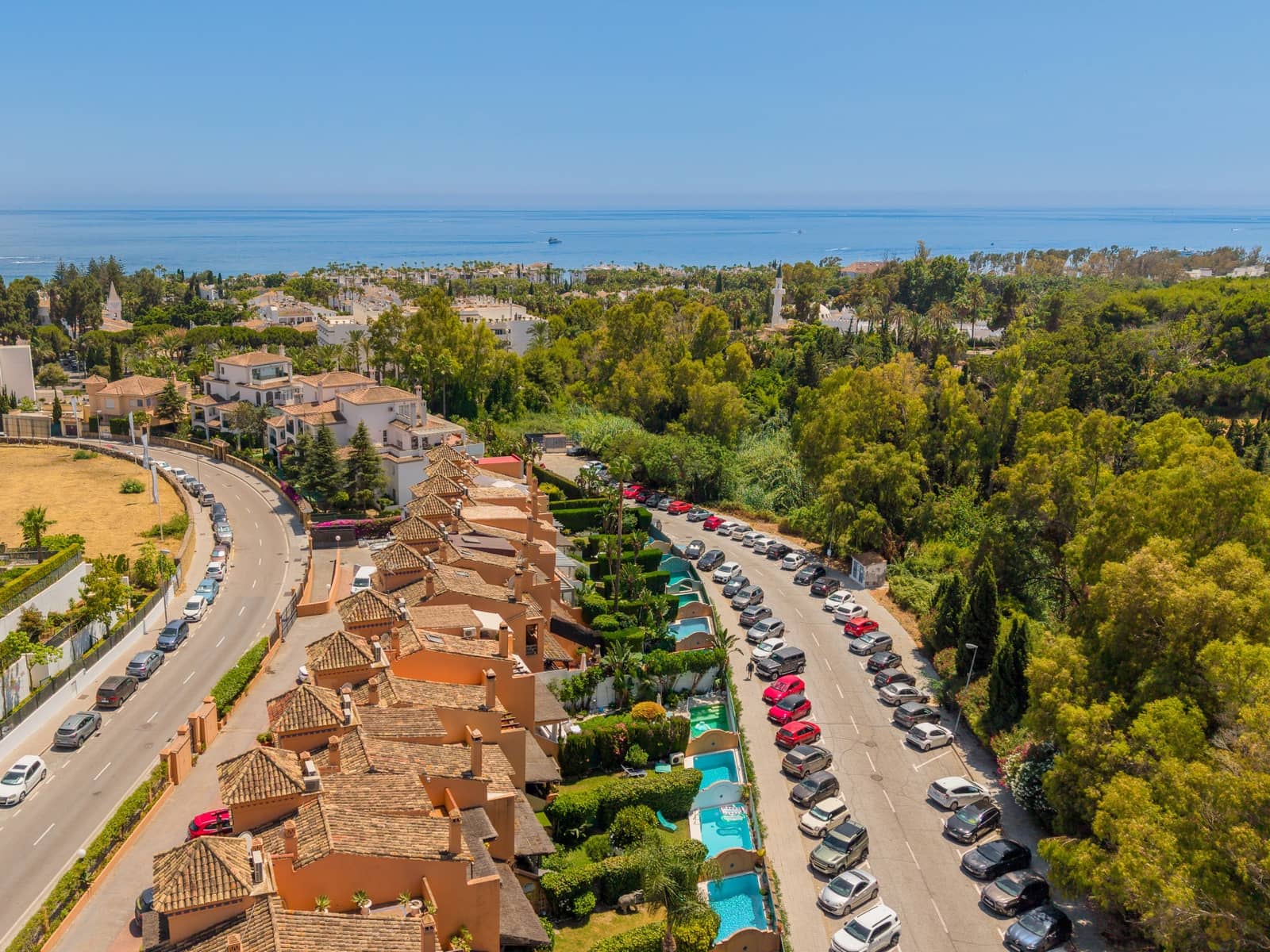 3 soveværelse Byhus til salg i Marbella med swimmingpool garage - € 1.650.000 (Ref: 9957612)