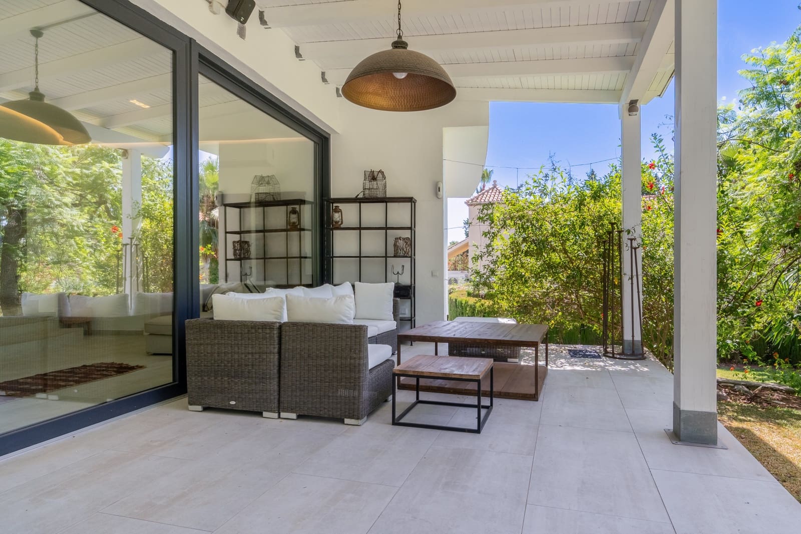 5 bedroom Villa for rent in Marbella with pool garage - € 15,000 (Ref: 9961114)