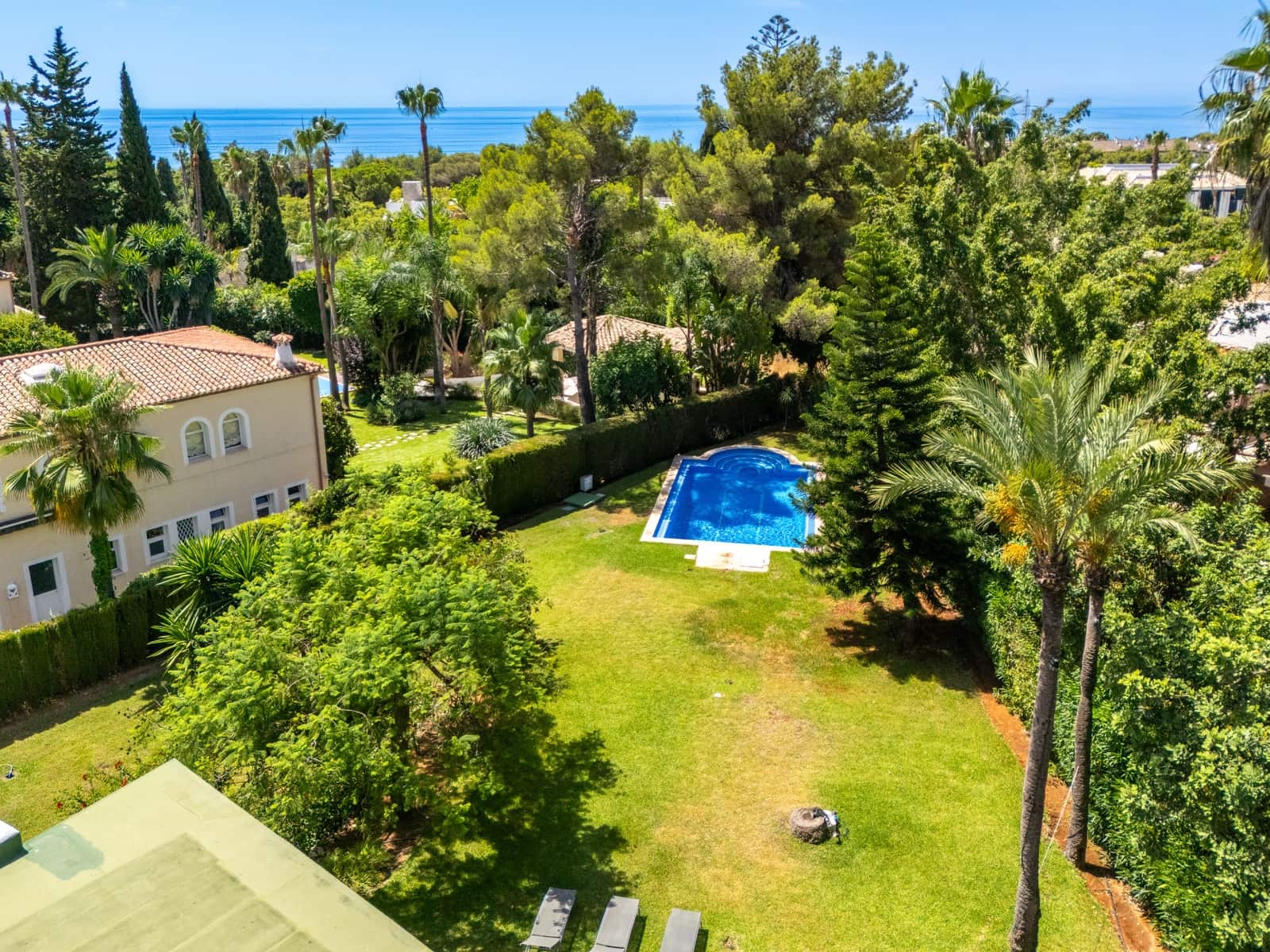 5 bedroom Villa for rent in Marbella with pool garage - € 15,000 (Ref: 9961114)
