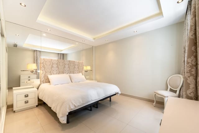 1 bedroom Apartment for sale in Marbella with pool garage - € 1,750,000 (Ref: 9962318)