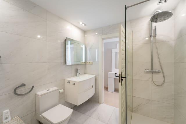 1 bedroom Apartment for sale in Marbella with pool garage - € 1,750,000 (Ref: 9962318)