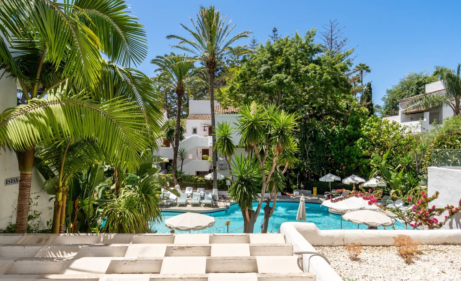 1 quarto Apartamento para venda em Marbella com piscina garagem - 1 750 000 € (Ref: 9962318)