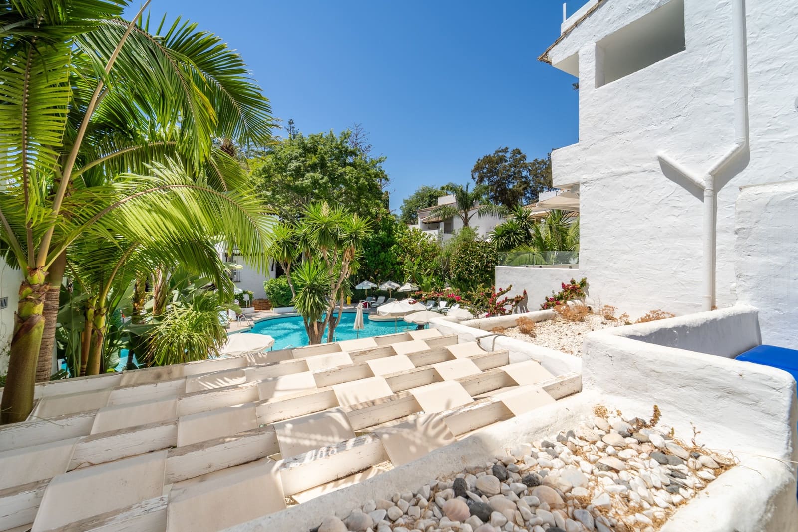1 quarto Apartamento para venda em Marbella com piscina garagem - 1 750 000 € (Ref: 9962318)