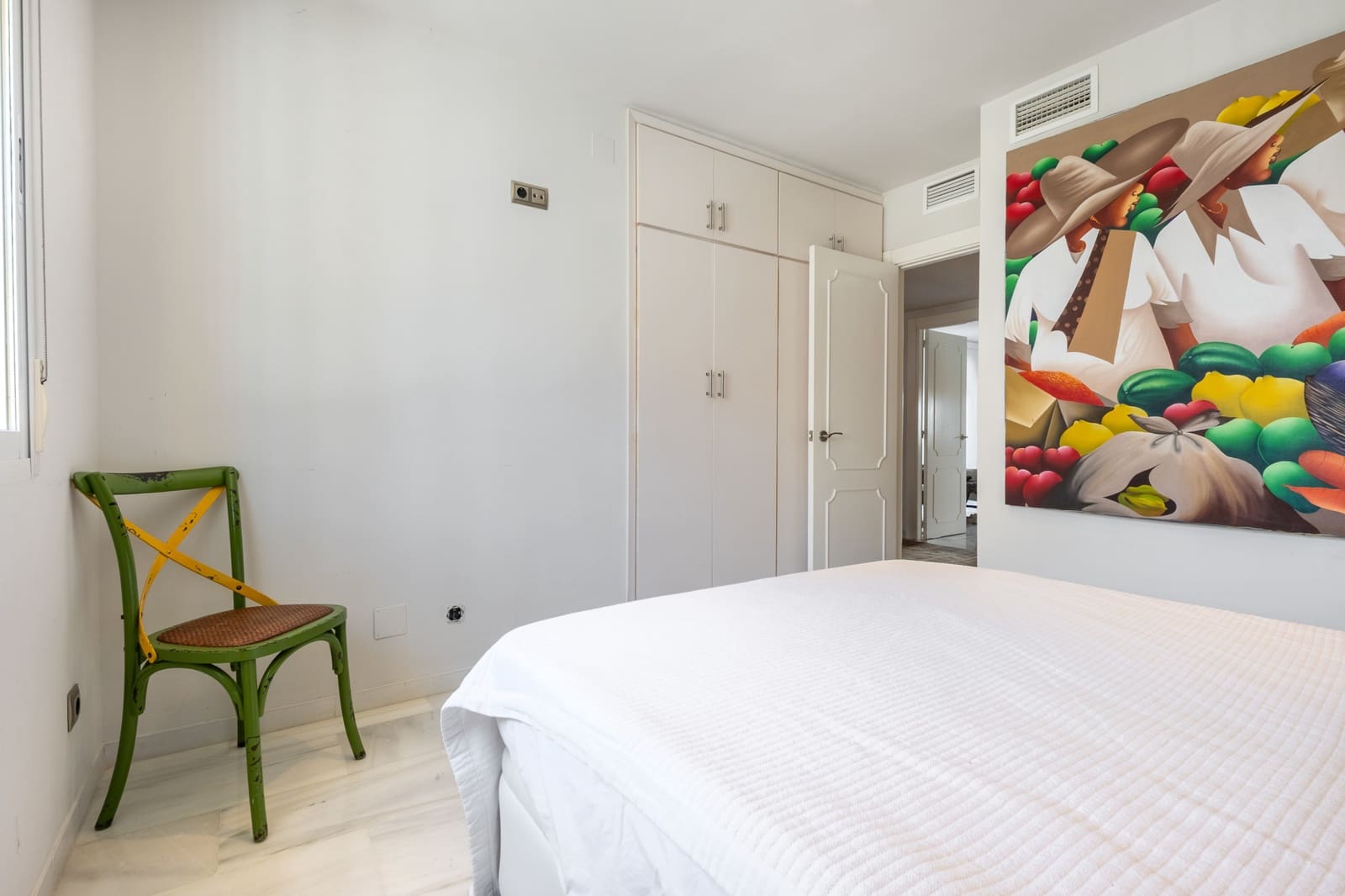 5 bedroom Townhouse for holiday rental in Marbella with pool garage - € 7,500 (Ref: 9965673)