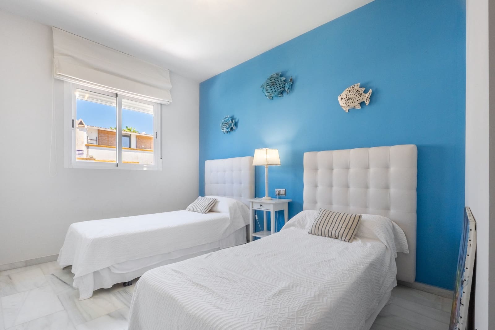5 bedroom Townhouse for holiday rental in Marbella with pool garage - € 7,500 (Ref: 9965673)