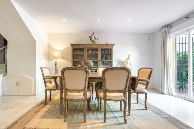 Casa de 5 habitaciones en Marbella en alquiler vacacional con piscina garaje - 7.500 € (Ref: 9965673)