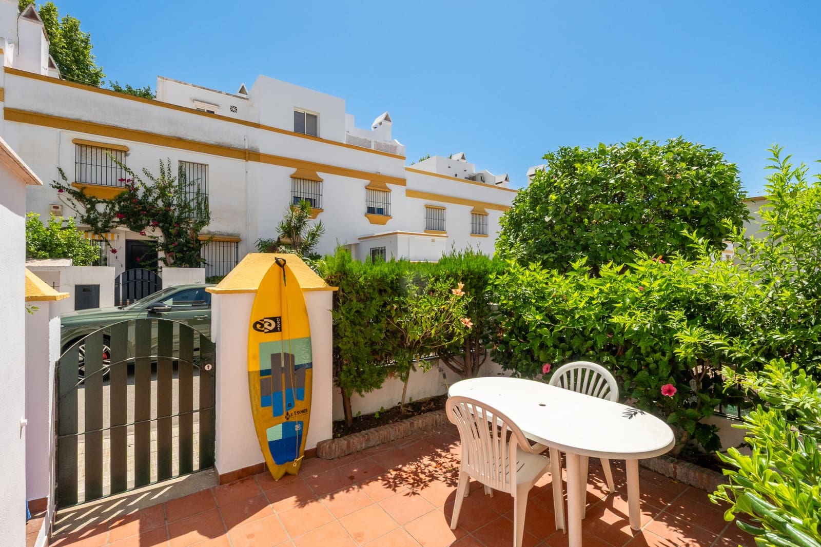 5 bedroom Townhouse for holiday rental in Marbella with pool garage - € 7,500 (Ref: 9965673)
