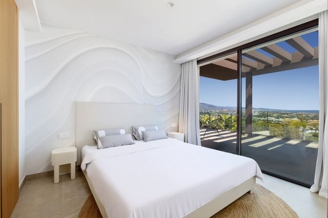 5 bedroom Villa for sale in Benahavís with pool garage - € 2,340,000 (Ref: 9966316)