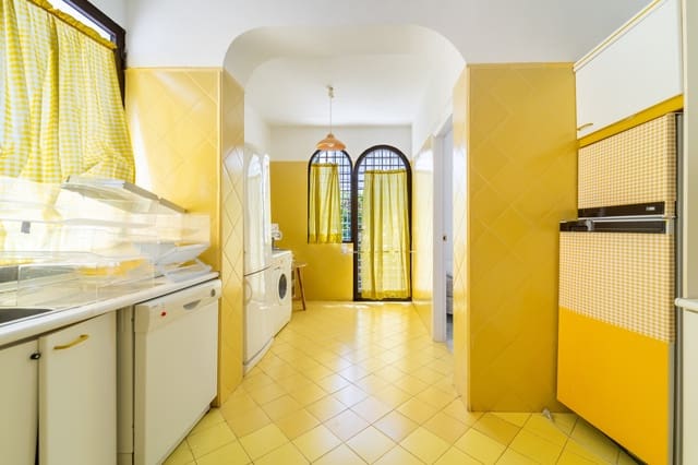 Chalet de 4 habitaciones en Marbella en venta con piscina garaje - 1.150.000 € (Ref: 9966317)