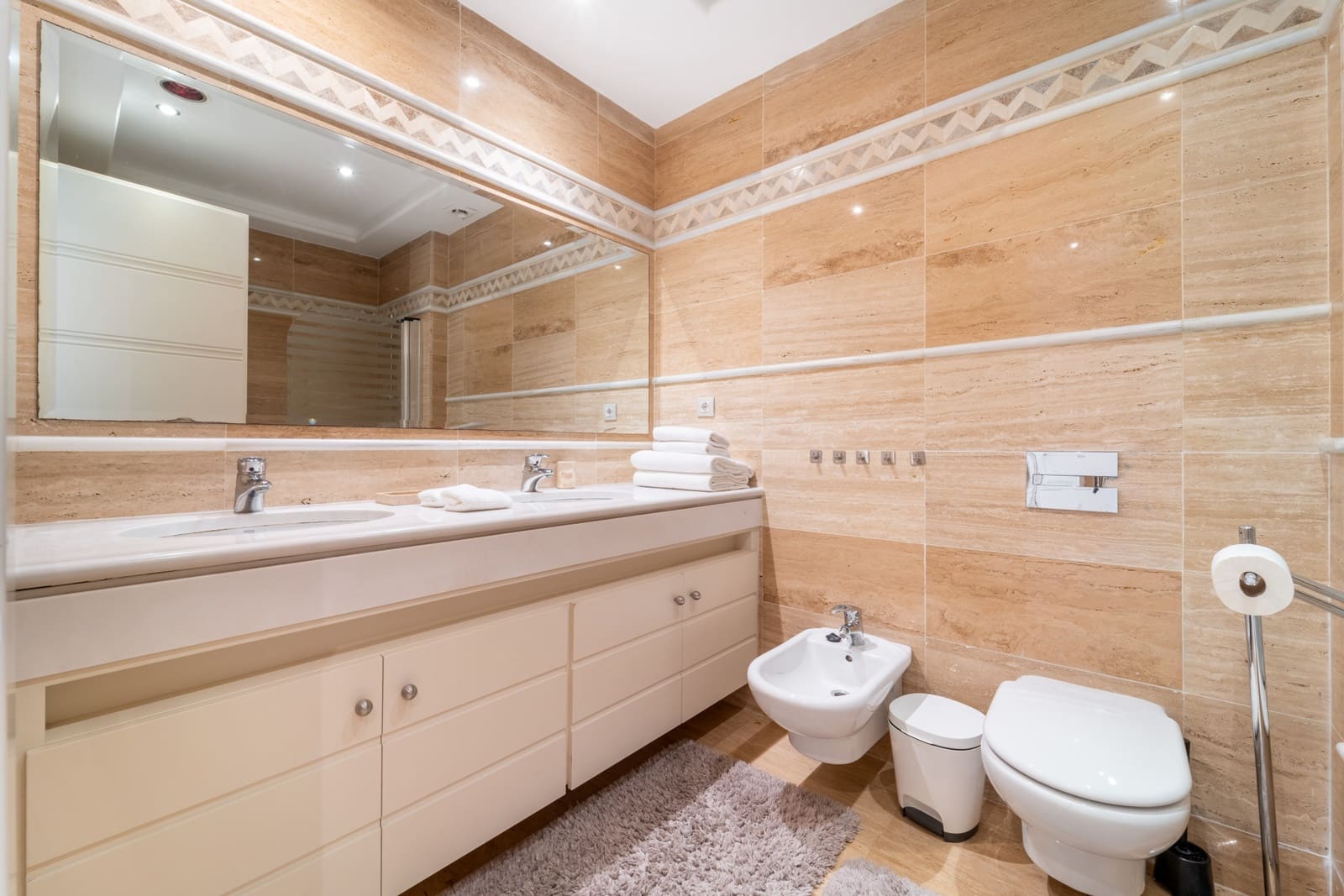 2 sovrum Lägenhet att hyra i Marbella med pool garage - 4 600 € (Ref: 9971445)