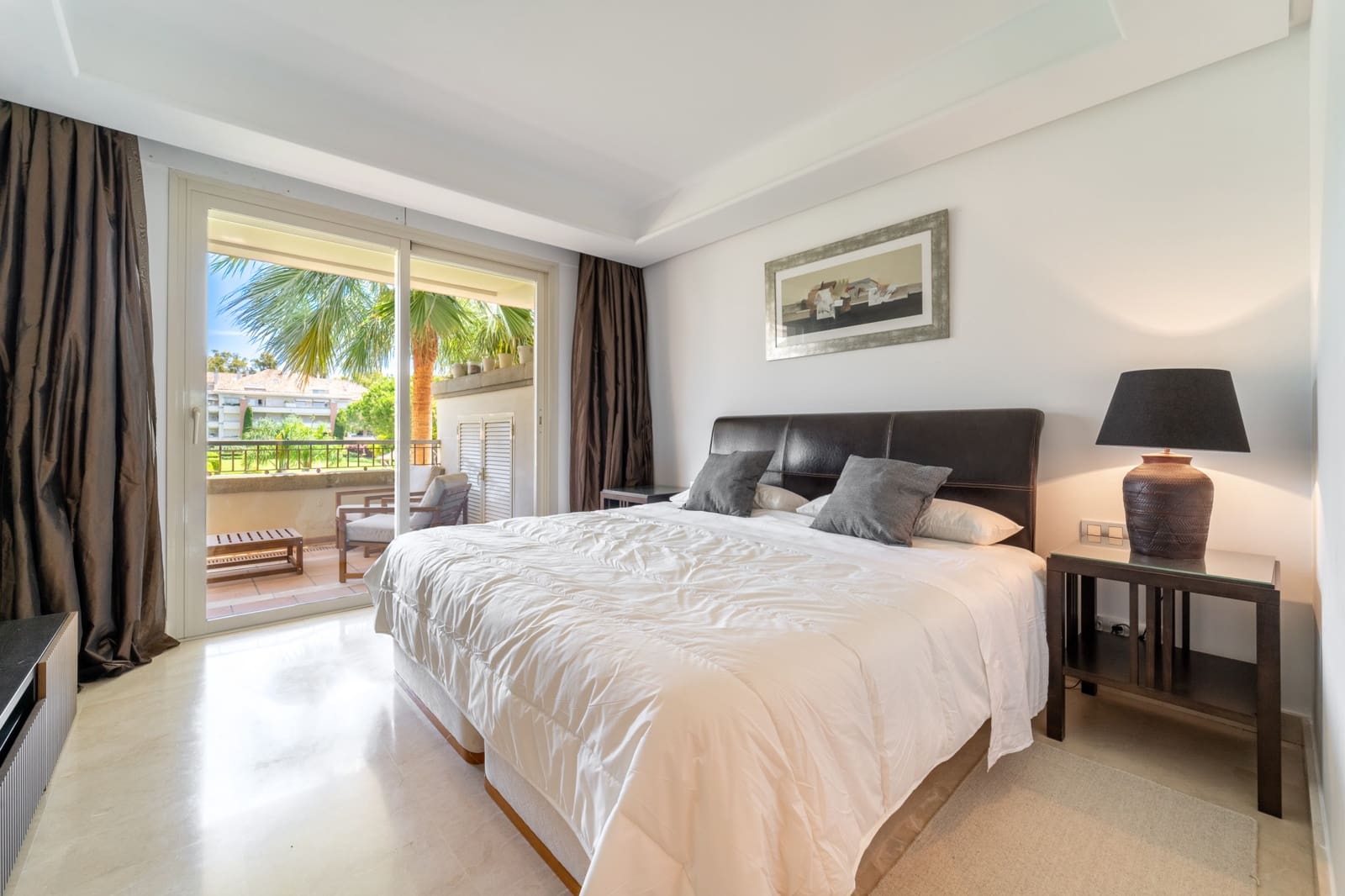 2 sovrum Lägenhet att hyra i Marbella med pool garage - 4 600 € (Ref: 9971445)