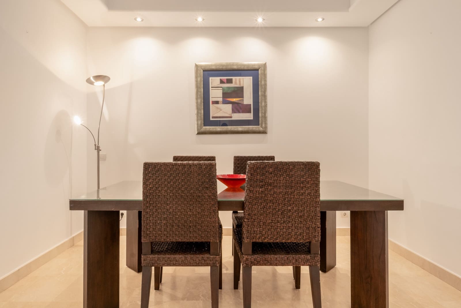 2 sovrum Lägenhet att hyra i Marbella med pool garage - 4 600 € (Ref: 9971445)