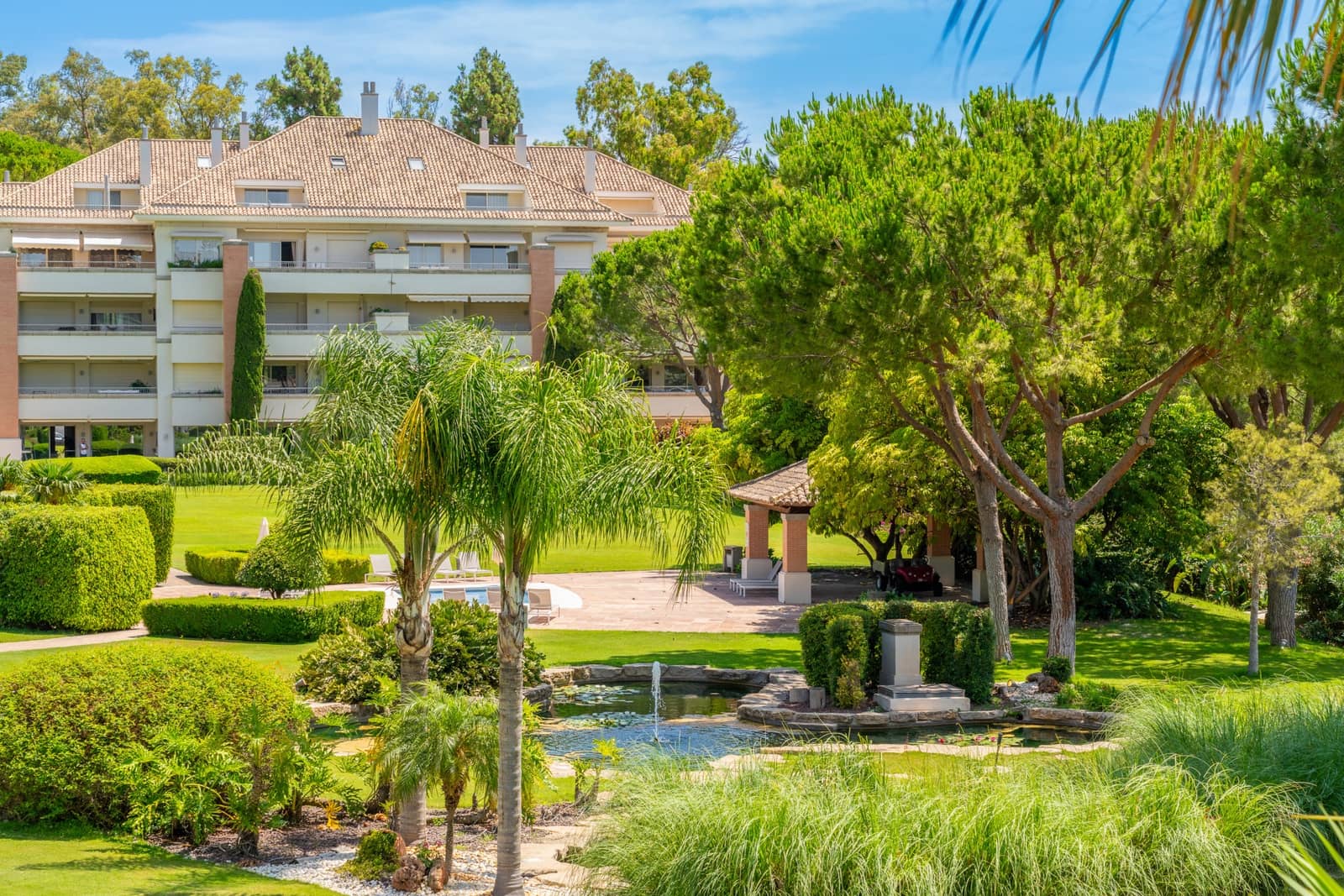 2 sovrum Lägenhet att hyra i Marbella med pool garage - 4 600 € (Ref: 9971445)