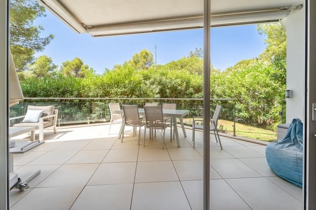 2 soveværelse Semi-Rækkehus til salg i Marbella med swimmingpool garage - € 1.495.000 (Ref: 9974992)