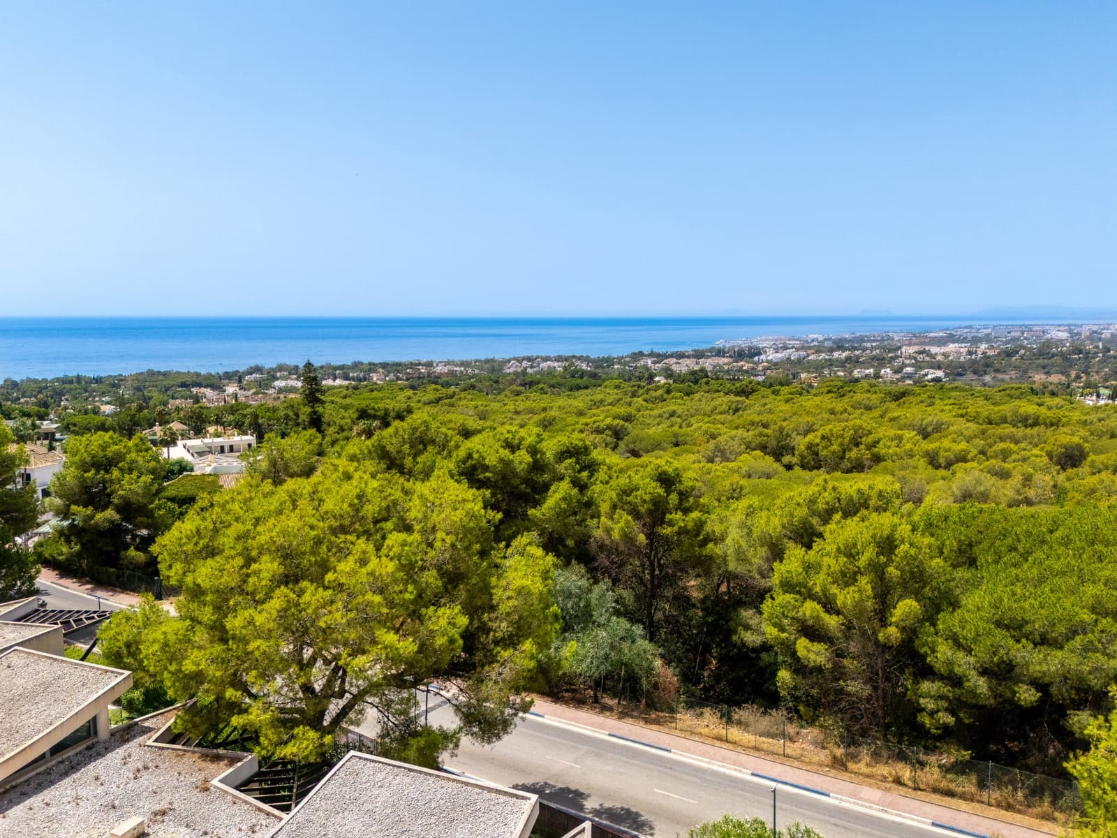 2 makuuhuone Paritalo myytävänä paikassa Marbella mukana uima-altaan 
autotalli - 1 495 000 € (Ref: 9974992)
