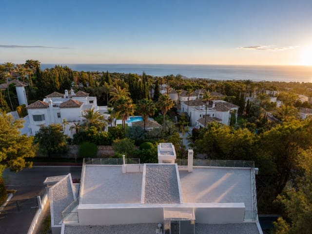 4 soveværelse Semi-Rækkehus til salg i Marbella med swimmingpool garage - € 2.700.000 (Ref: 9978479)