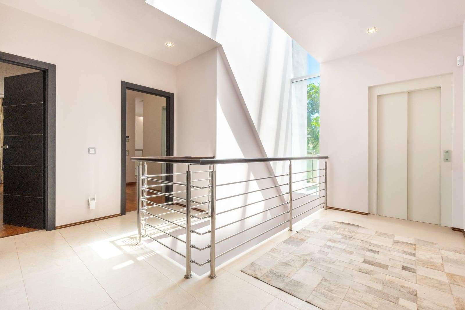 4 soveværelse Semi-Rækkehus til salg i Marbella med swimmingpool garage - € 2.700.000 (Ref: 9978479)
