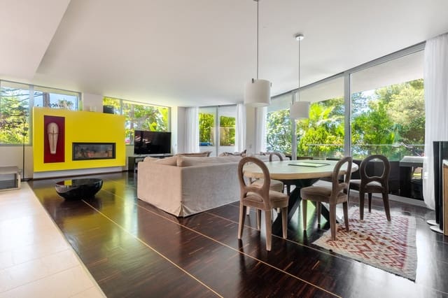 4 soveværelse Semi-Rækkehus til salg i Marbella med swimmingpool garage - € 2.700.000 (Ref: 9978479)