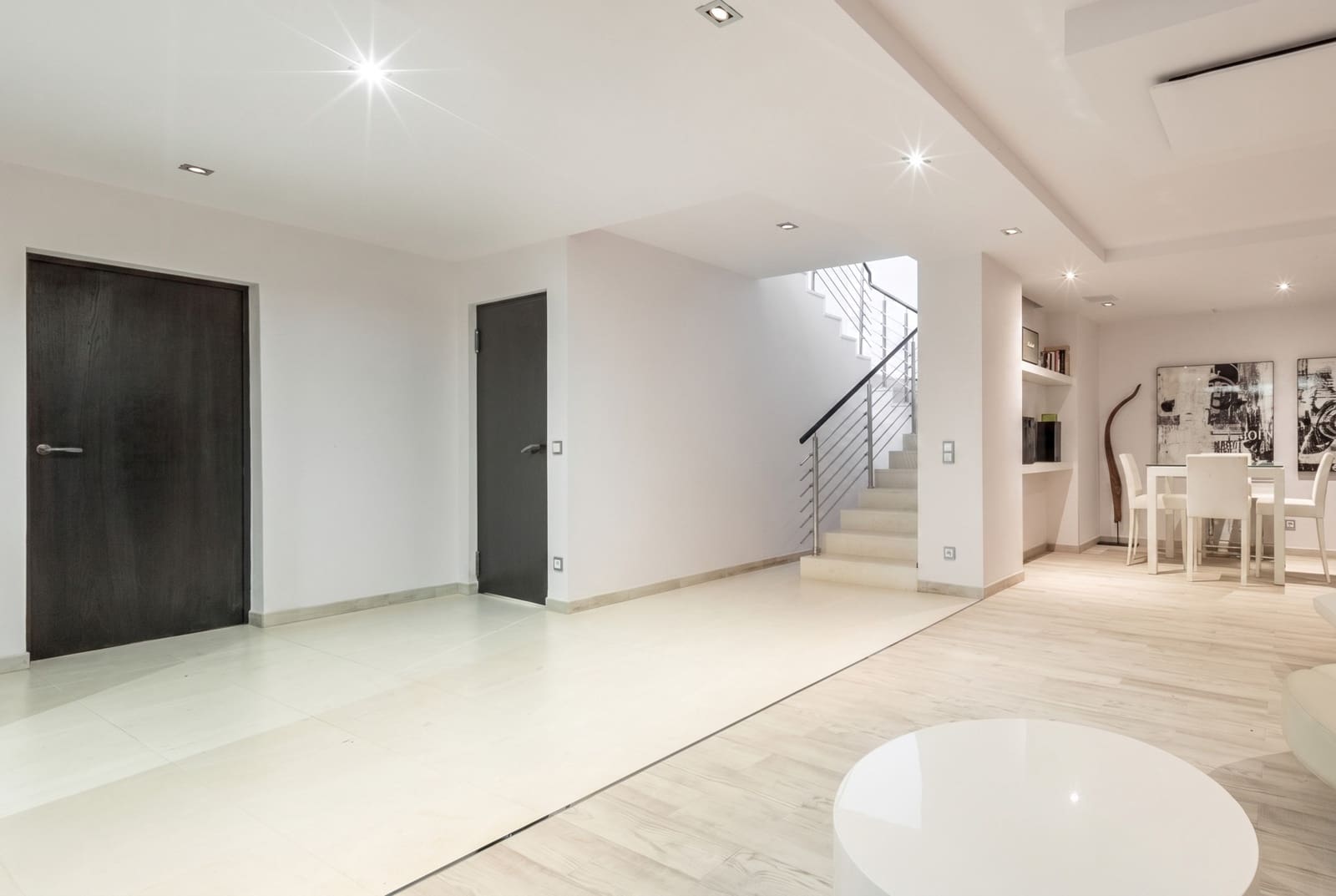 4 soveværelse Semi-Rækkehus til salg i Marbella med swimmingpool garage - € 2.700.000 (Ref: 9978479)