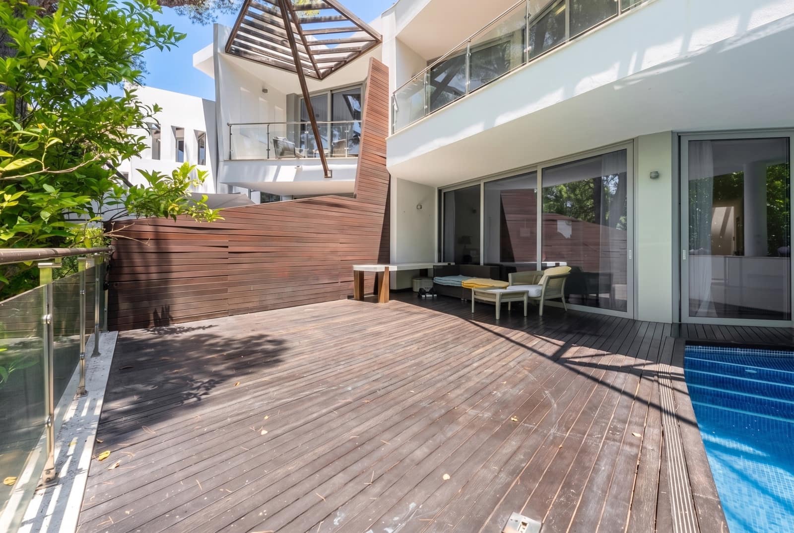 4 soveværelse Semi-Rækkehus til salg i Marbella med swimmingpool garage - € 2.700.000 (Ref: 9978479)