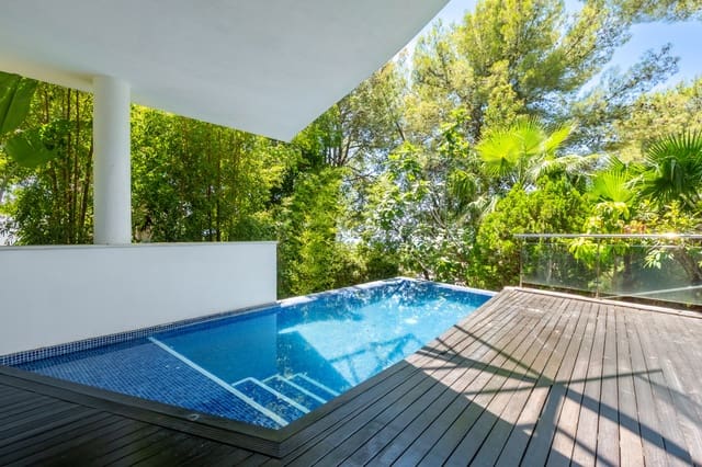 4 soverom Kjedet enebolig til salgs i Marbella med svømmebasseng garasje - € 2 700 000 (Ref: 9978479)