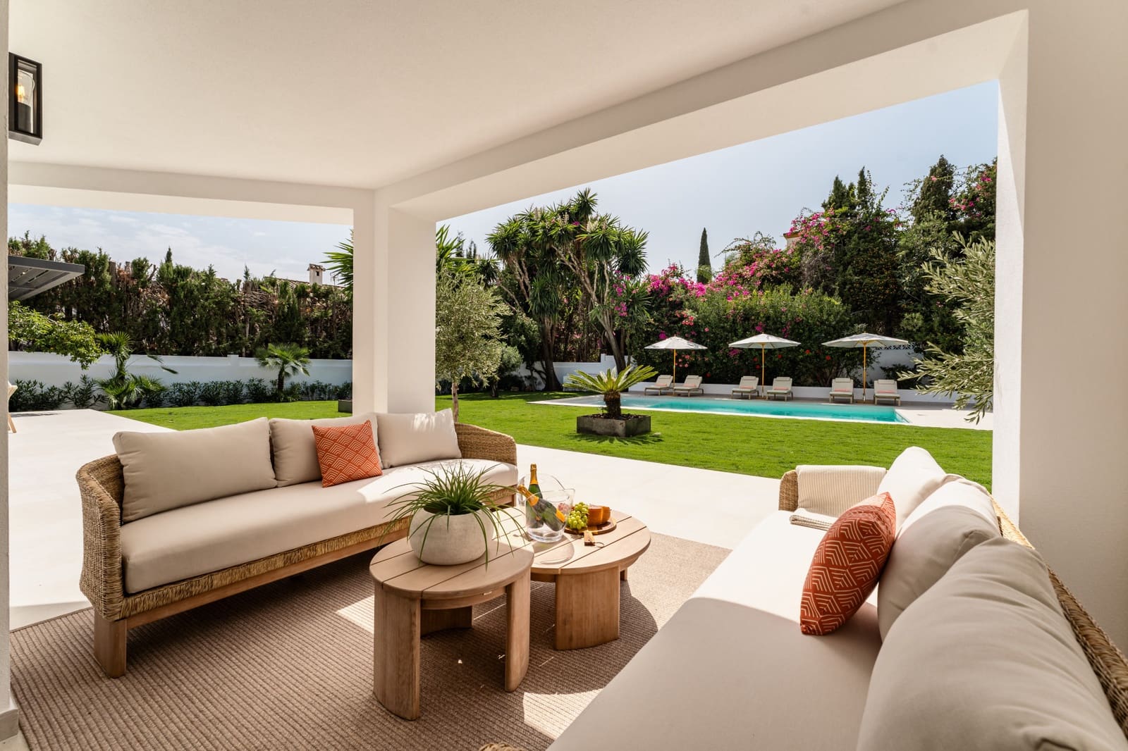 4 quarto Moradia para venda em Marbella com piscina garagem - 3 850 000 € (Ref: 9984539)