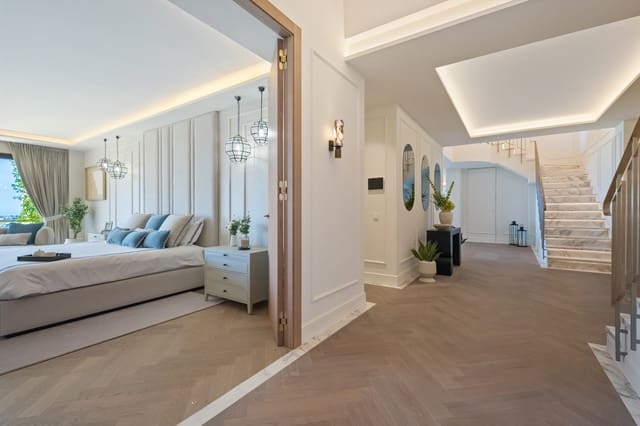 5 soveværelse Penthouse til salg i Nueva Andalucia, Marbella med swimmingpool garage - € 6.900.000 (Ref: 9984540)