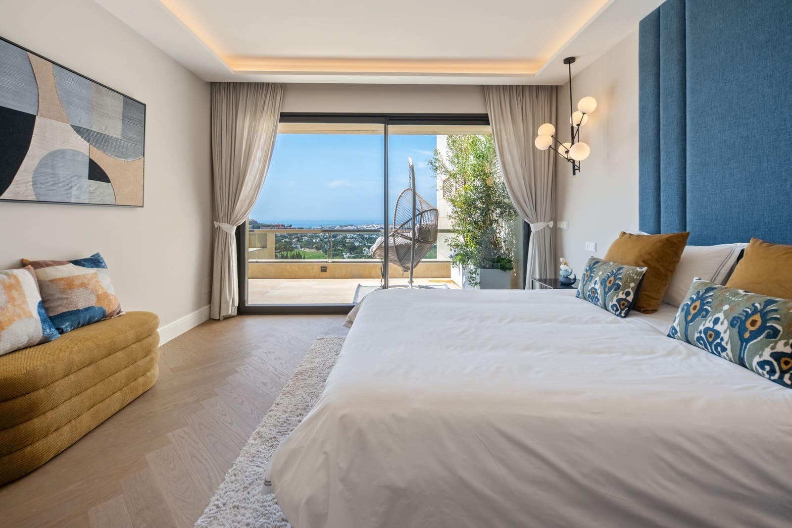 5 soveværelse Penthouse til salg i Nueva Andalucia med swimmingpool garage - € 6.900.000 (Ref: 9984540)