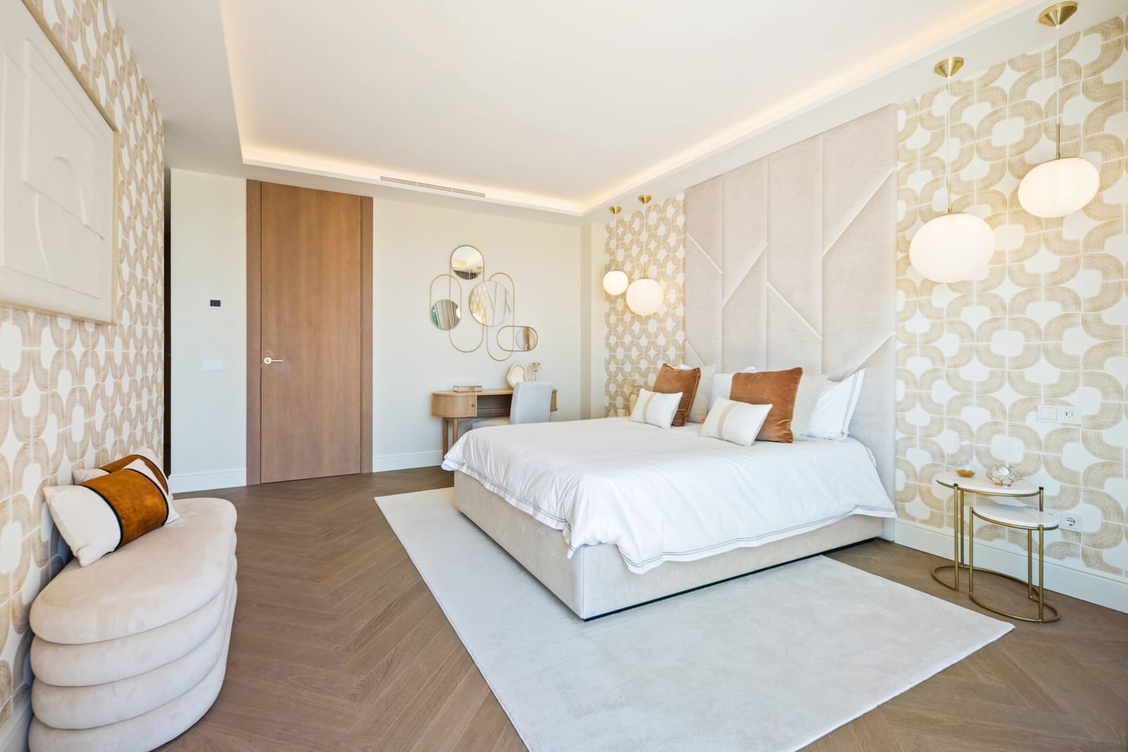 5 soveværelse Penthouse til salg i Nueva Andalucia med swimmingpool garage - € 6.900.000 (Ref: 9984540)