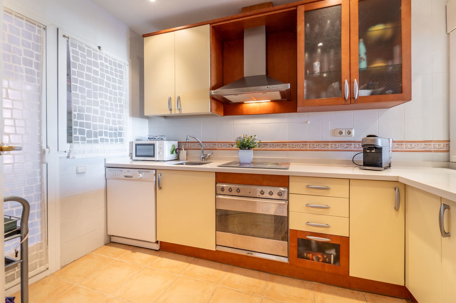 2 sypialnia Apartament na sprzedaż w Marbella z basenem garażem - 795 000 € (Ref: 9984541)