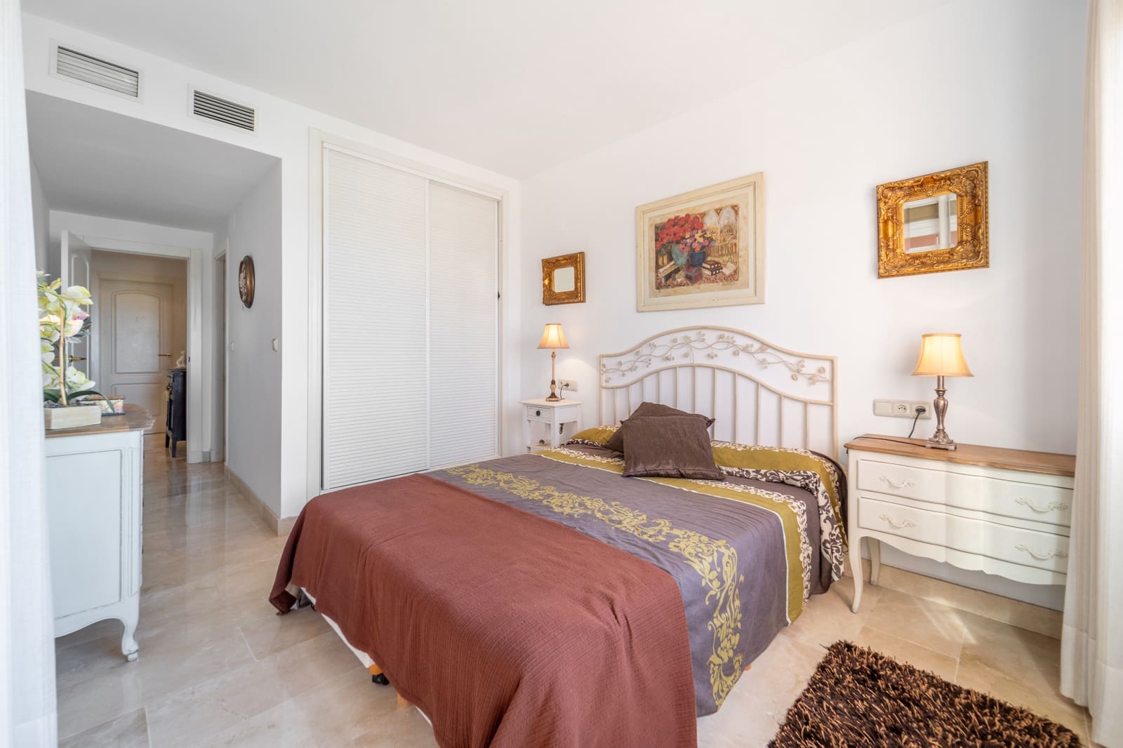 2 sypialnia Apartament na sprzedaż w Marbella z basenem garażem - 795 000 € (Ref: 9984541)