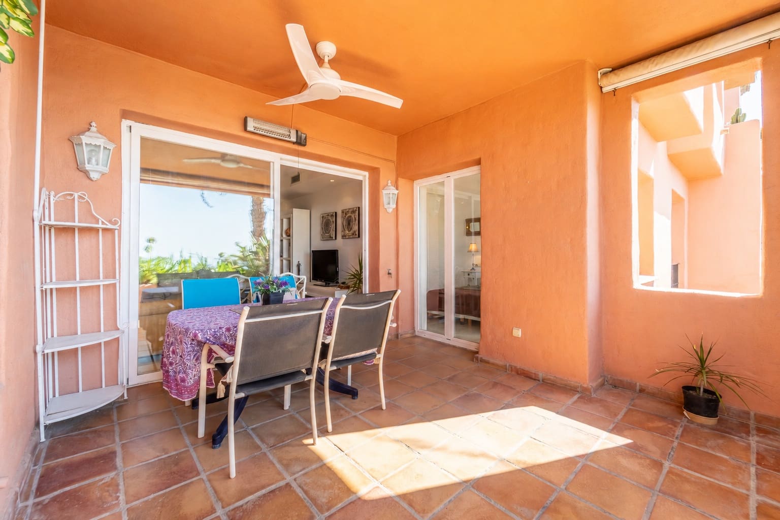 2 bedroom Apartment for sale in Marbella with pool garage - € 795,000 (Ref: 9984541)