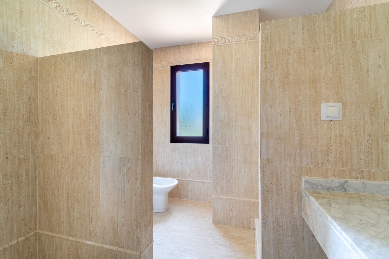 3 quarto Moradia Geminada para venda em Marbella com piscina garagem - 1 400 000 € (Ref: 9990382)