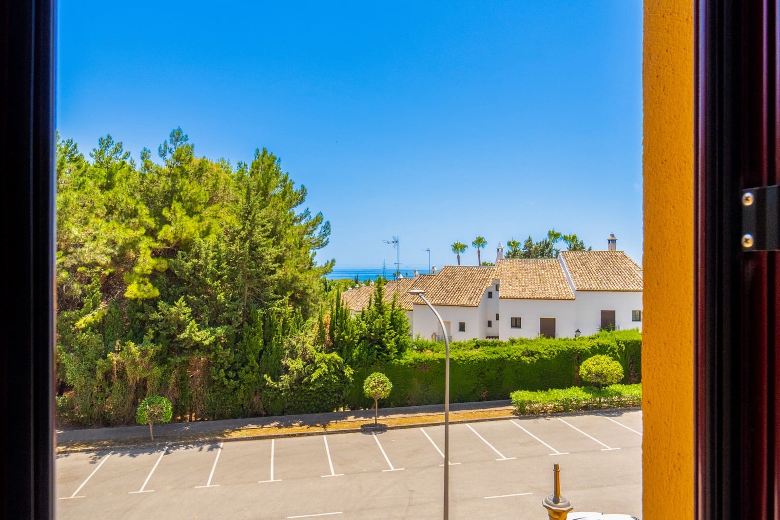 3 quarto Moradia Geminada para venda em Marbella com piscina garagem - 1 400 000 € (Ref: 9990382)