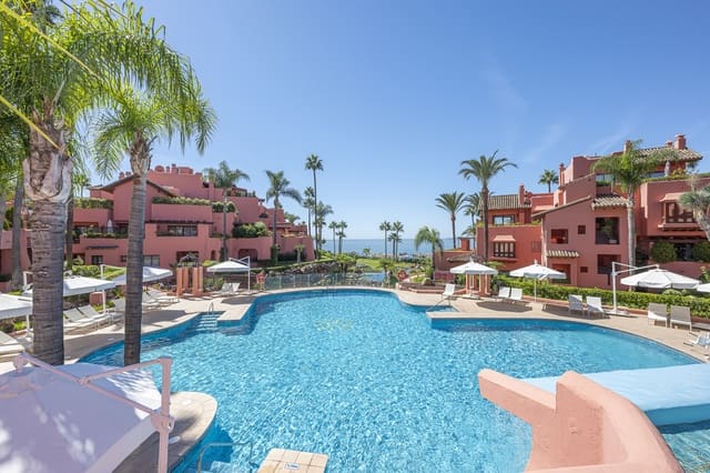 3 bedroom Apartment for sale in Estepona with pool garage - € 2,395,000 (Ref: 9993918)