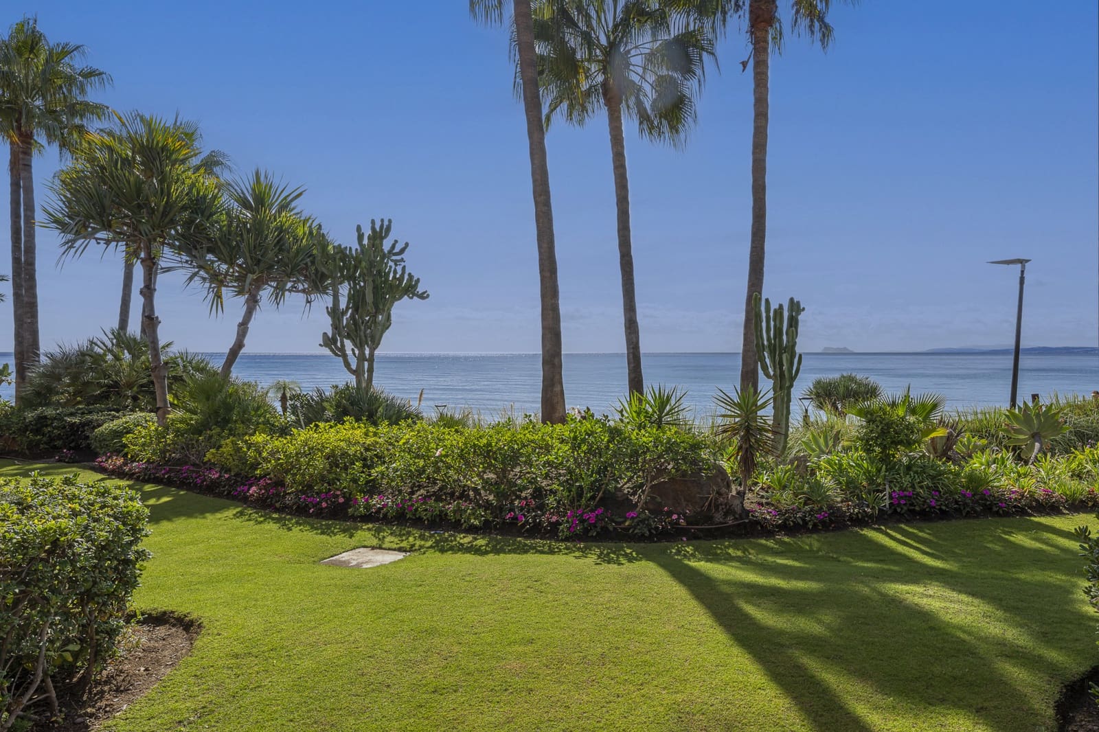 3 quarto Apartamento para venda em Estepona com piscina garagem - 2 395 000 € (Ref: 9993918)